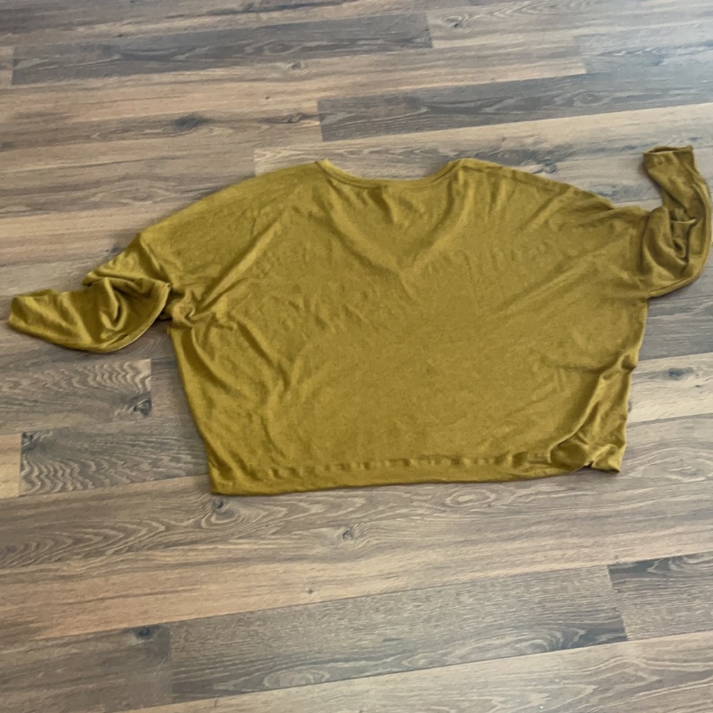🆕 Anthro Dina V-Neck Top - Picture 2 of 10